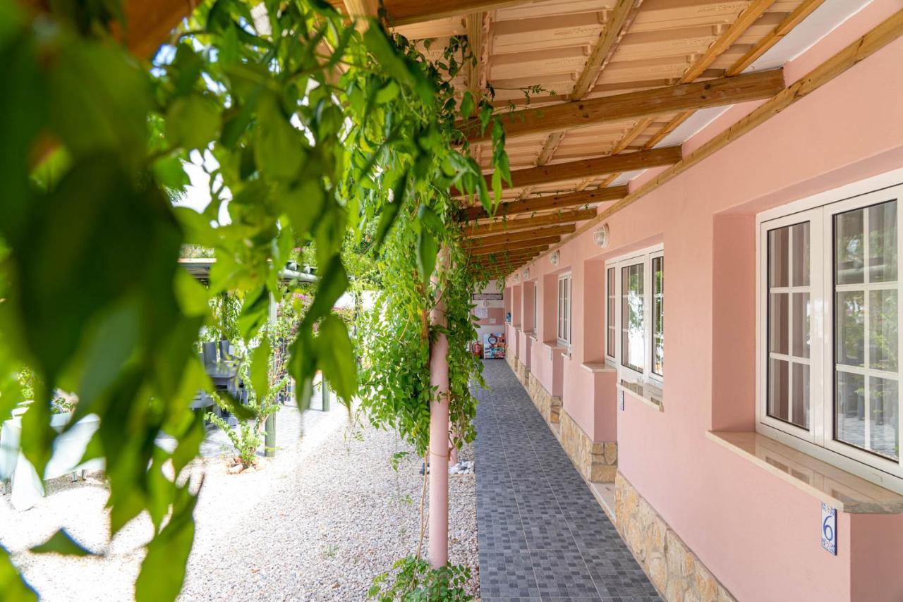 Quinta Aida Cottage And B&B Suites Lagoa  Exterior photo